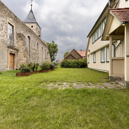 Altes Pfarrhaus - Durchblick * Hüttenrode